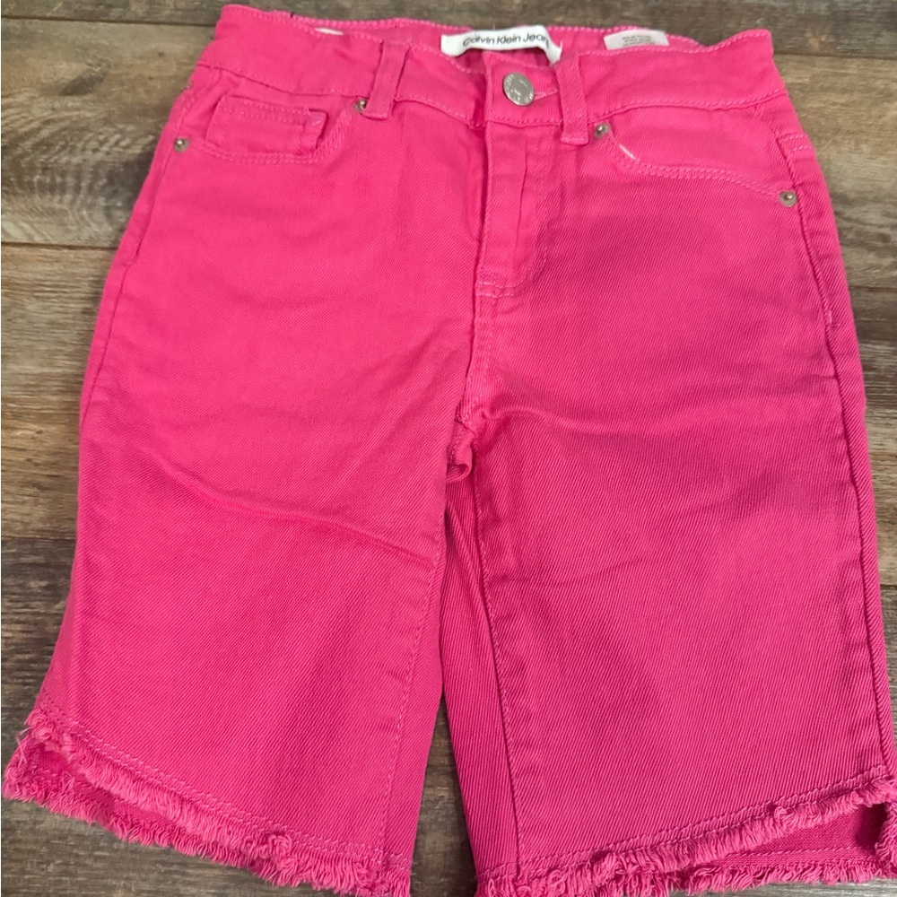 Calvin Klein girls 8
Vibrant Pink Jean Shorts